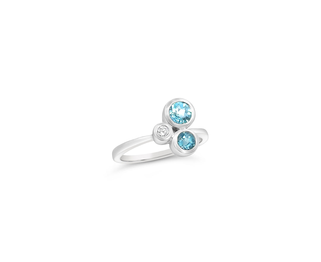 14K White Gold Blue Topaz & Diamond Ring – 0.95ctw Blue Topaz, 0.08ctw Diamonds
