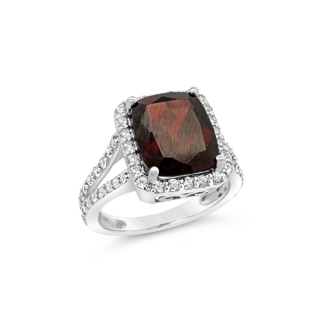 14K White Gold 4.70 CT Garnet Ring