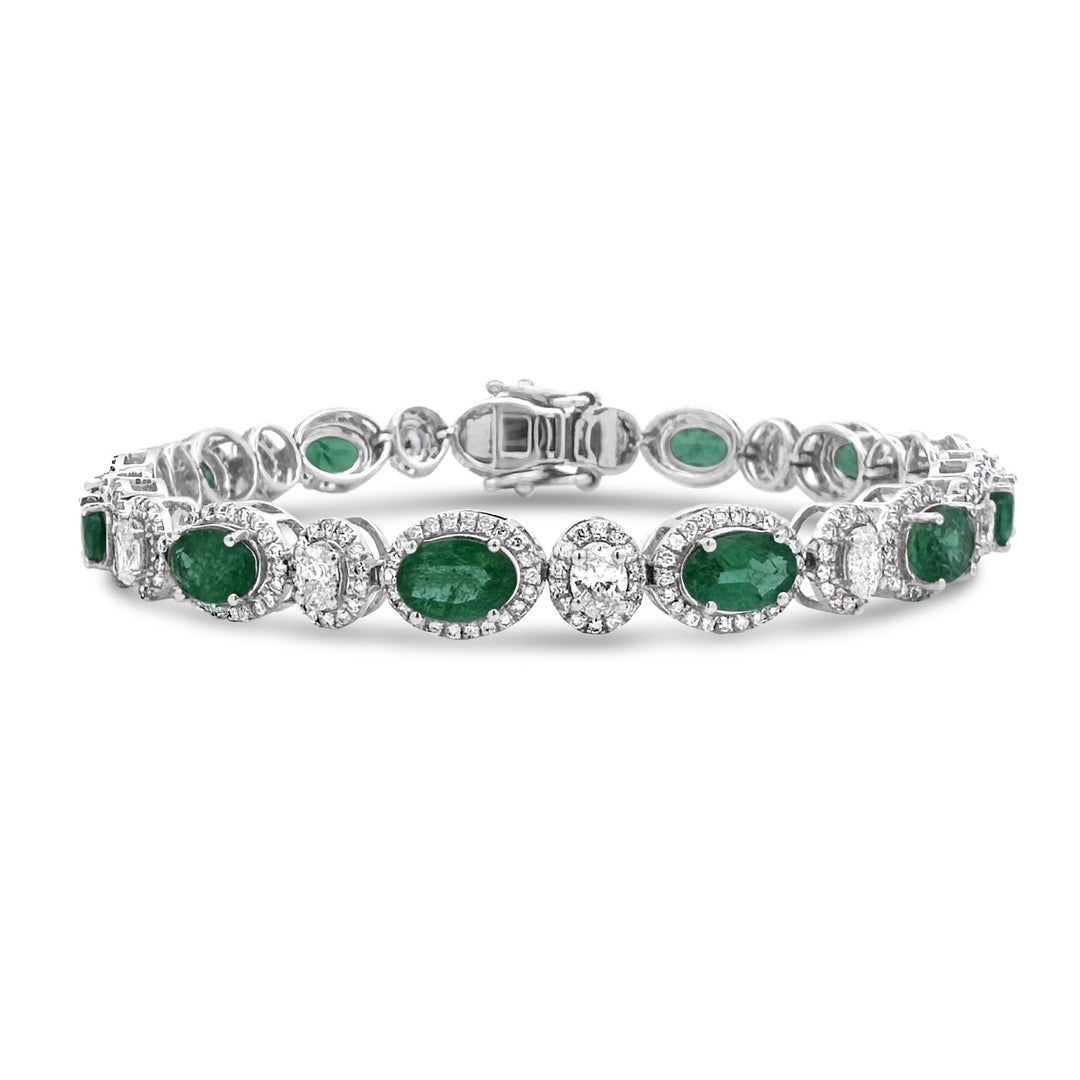 18K White Gold 5.55 CTW Emerald Bracelet