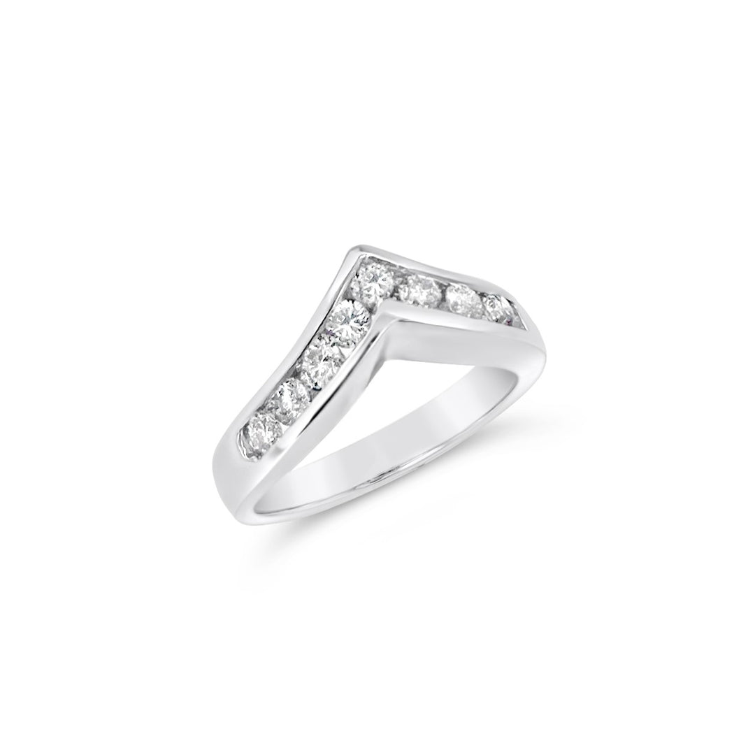 14K White Gold .66ctw Diamond Point Ring