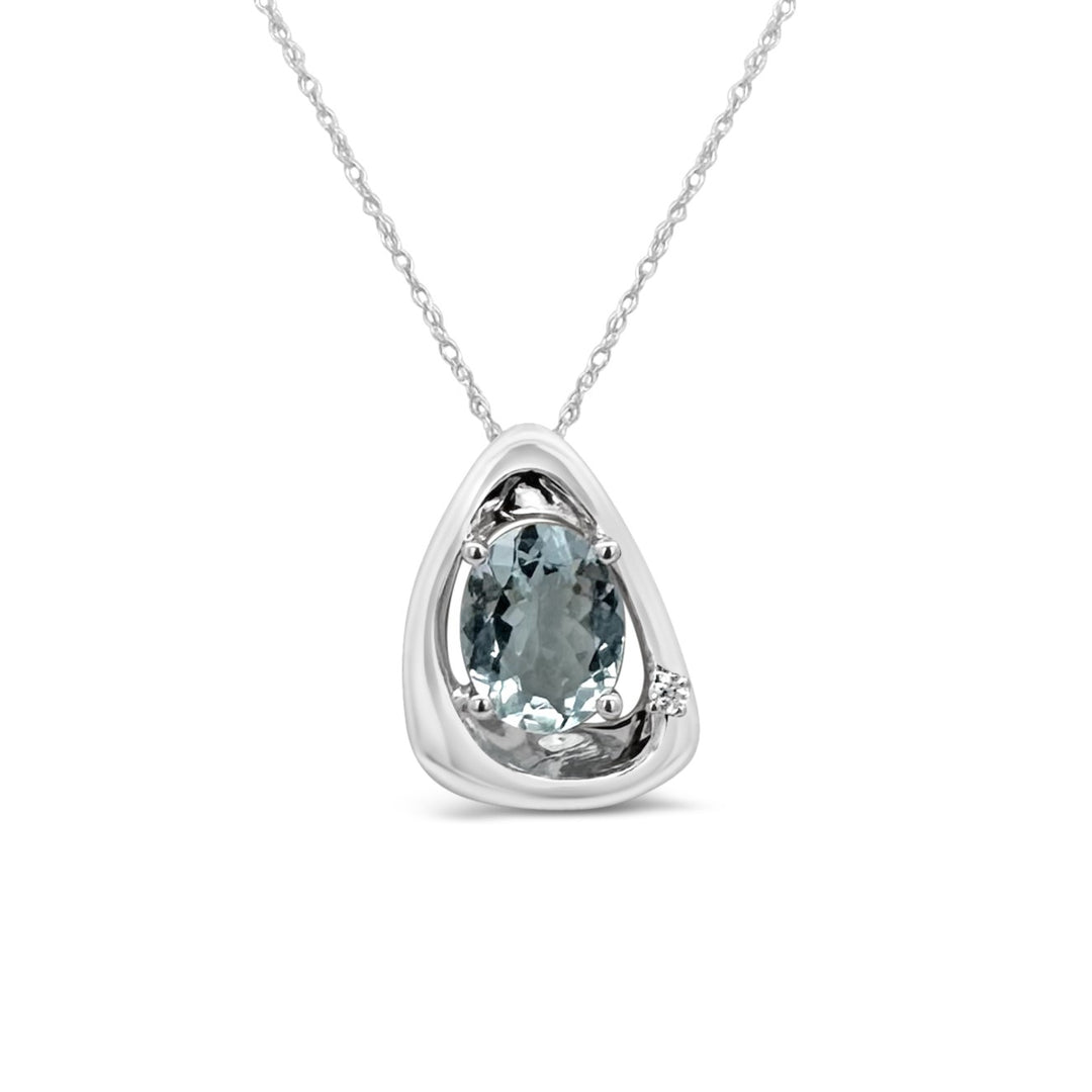 14K White Gold 1.45ct Aquamarine Necklace