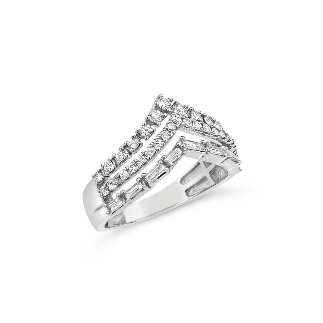 14K White Gold .52ctw Diamond 3-tier Point Ring