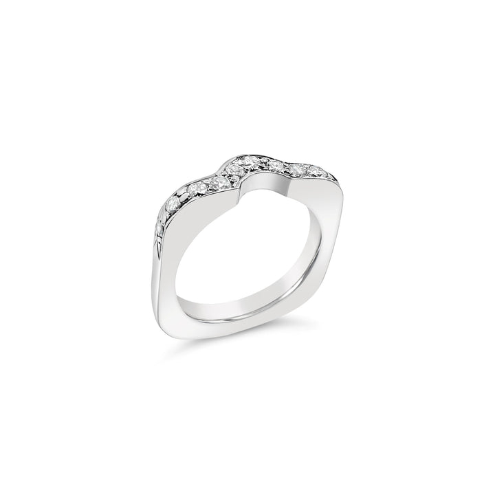 Platinum .33 CTW Diamond Contour Estate Band