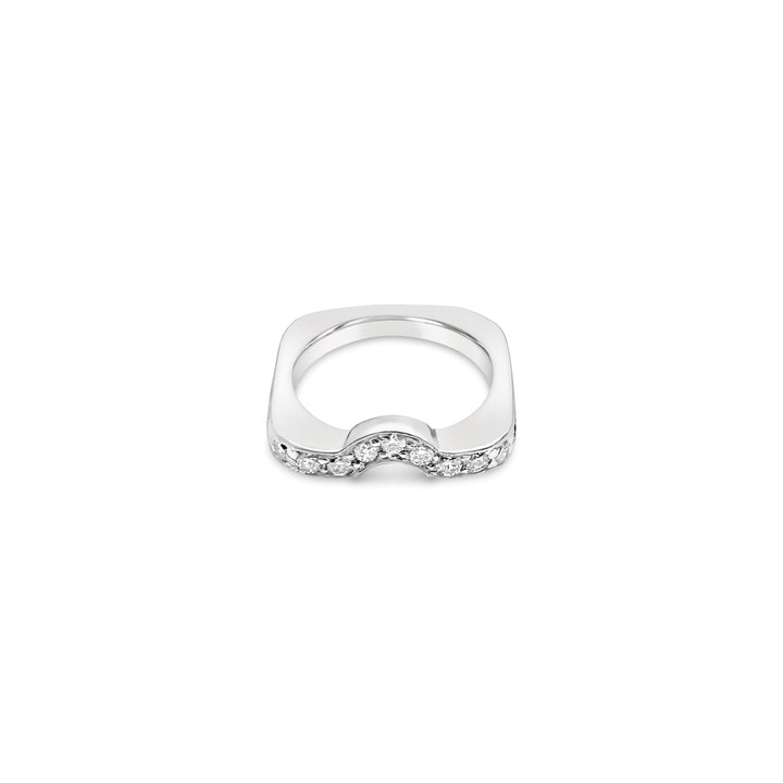 Platinum .33 CTW Diamond Contour Estate Band
